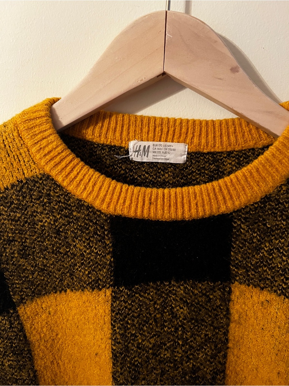 Women’s H&M Black & Mustard Yellow Buffalo-Check Crewneck Sweater - Picture 2 of 2